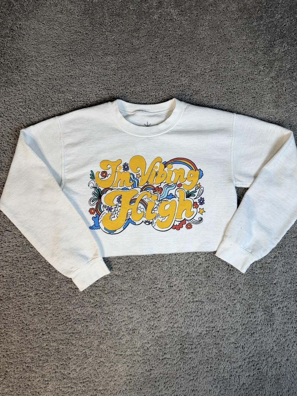 LIFE Clothing Co. Sweatshirt Womens S White I’m Vibing High Cropped Pullover